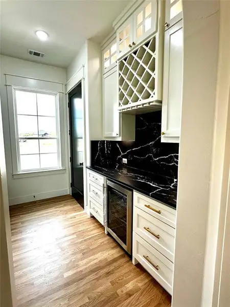 Furnished interior view inside a new home in , Joshua (Image 7).