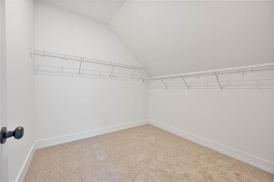 Image 39 of a home in .