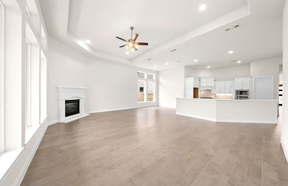 Representative unfurnished interior of a home built from the 2855AU by Ravenna Homes in Audubon 60′, Magnolia (Image 34).