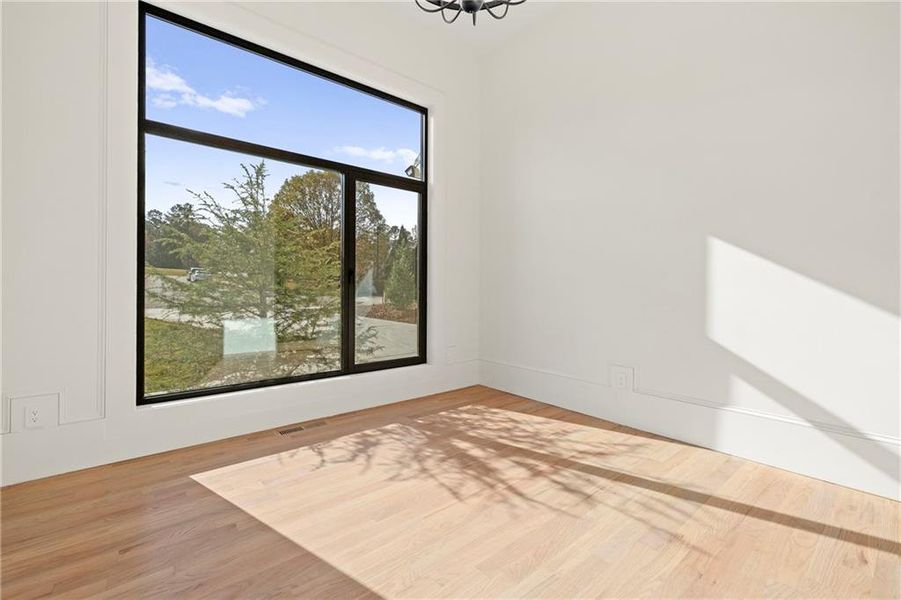 Spacious, unfurnished interior of a new home in , Milton (Image 61).