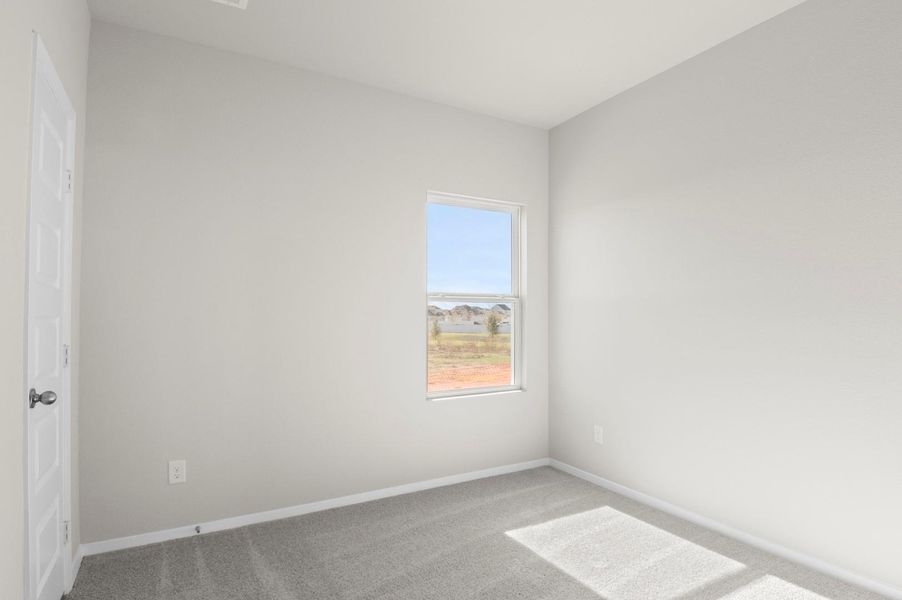 Spacious, unfurnished interior of a new home in Harvest Ridge, Elgin (Image 29).