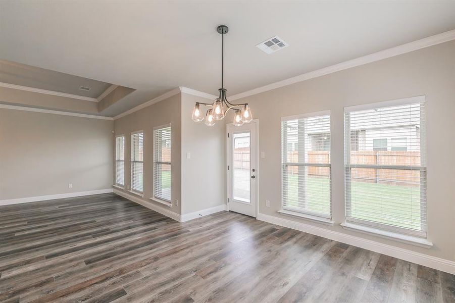 Spacious, unfurnished interior of a new home in , Alvarado (Image 28).