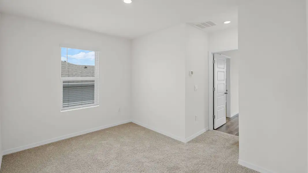 Spacious, unfurnished interior of a new home in Brentwood, Davenport (Image 28). Spacious, unfurnished interior of a new home in Brentwood, Davenport (Image 28).