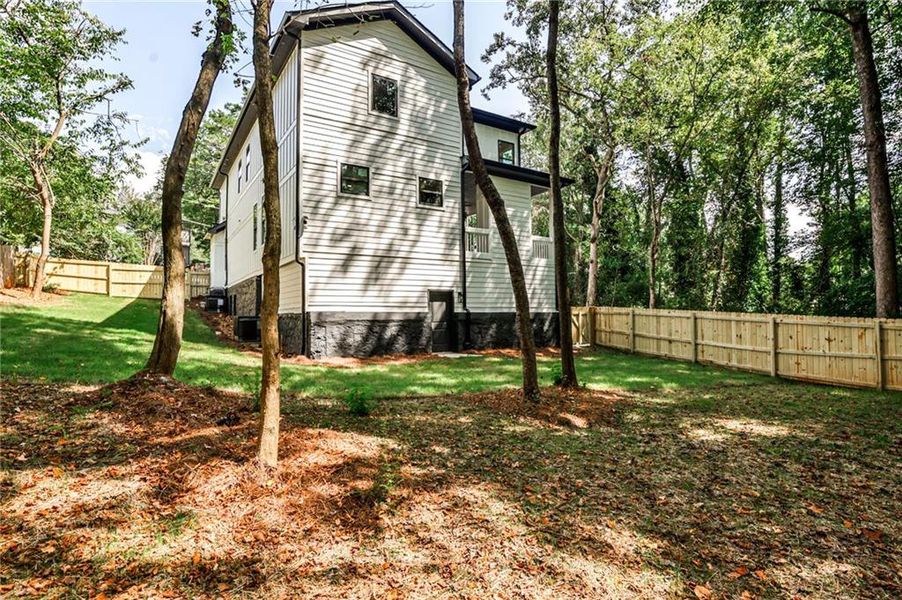 Exterior details and patio area of a home in , Decatur (Image 30).