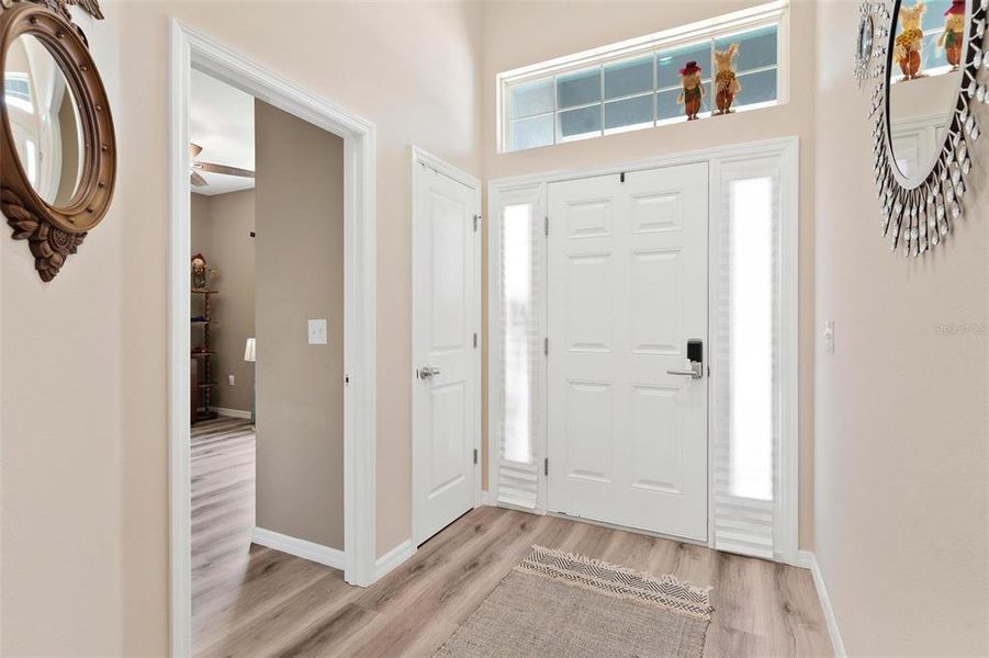 Spacious, unfurnished interior of a new home in , Umatilla (Image 21).