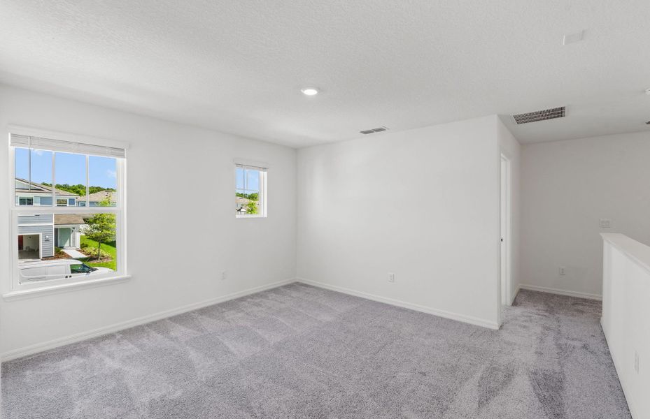 Spacious, unfurnished interior of a new home in Wells Landing, Jacksonville (Image 14).