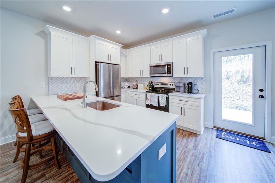 Furnished interior view inside a new home in , Waleska (Image 11).