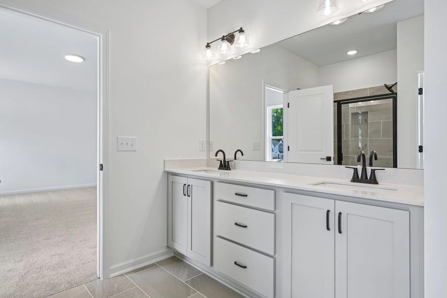 Representative images and renderings are for illustrative purposes. Actual structural options and design finishes of home may vary. Representative images and renderings are for illustrative purposes. Actual structural options and design finishes of home may vary.