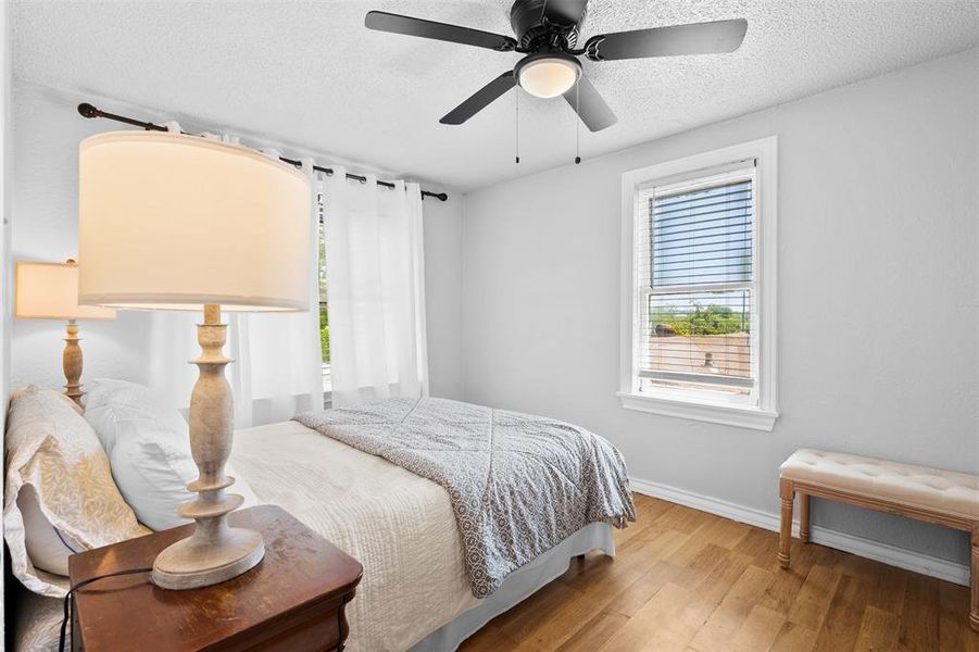 Furnished interior view inside a new home in , Weatherford (Image 8).