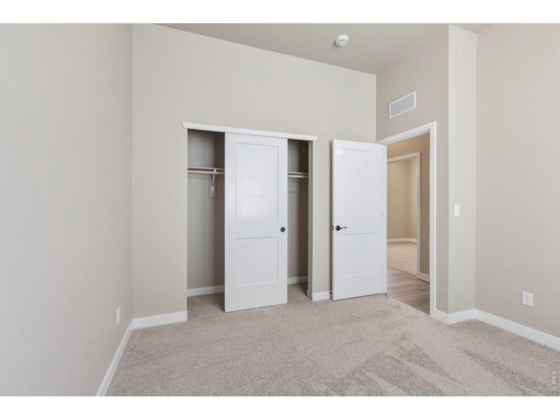 Spacious, unfurnished interior of a new home in Highlands Preserve, Mead (Image 13).