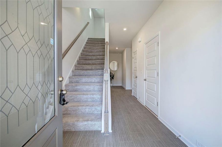 Spacious, unfurnished interior of a new home in , Cartersville (Image 29).