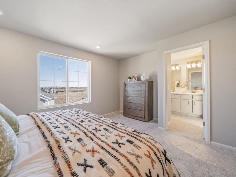 Furnished interior view inside a new home in Thompson River Ranch, Johnstown (Image 14).
