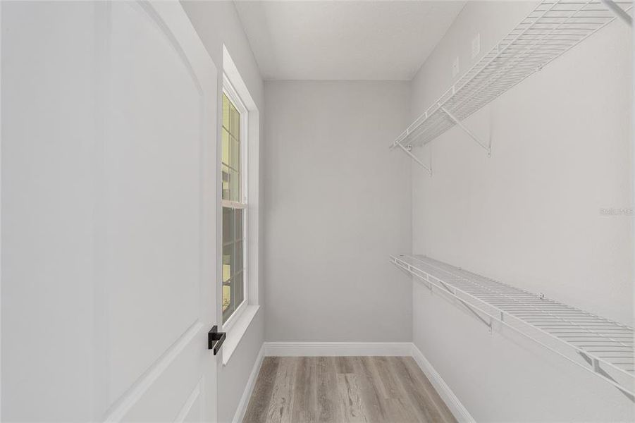 3RD BEDROOM WALK-IN CLOSET