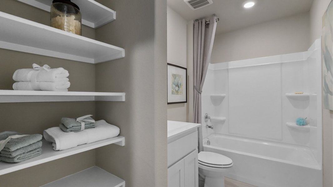 Furnished interior view inside a new home in Bella Vista, Granbury (Image 31).