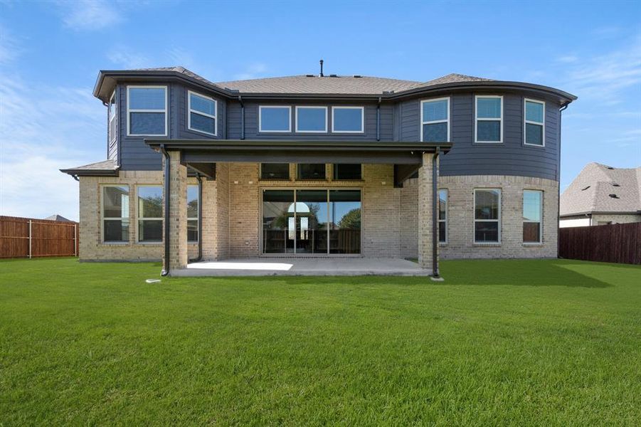 1822 Whisperwood- Back-2 1822 Whisperwood- Back-2