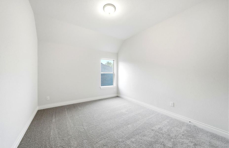 Spacious, unfurnished interior of a new home in The Highlands 55′, Porter (Image 27).