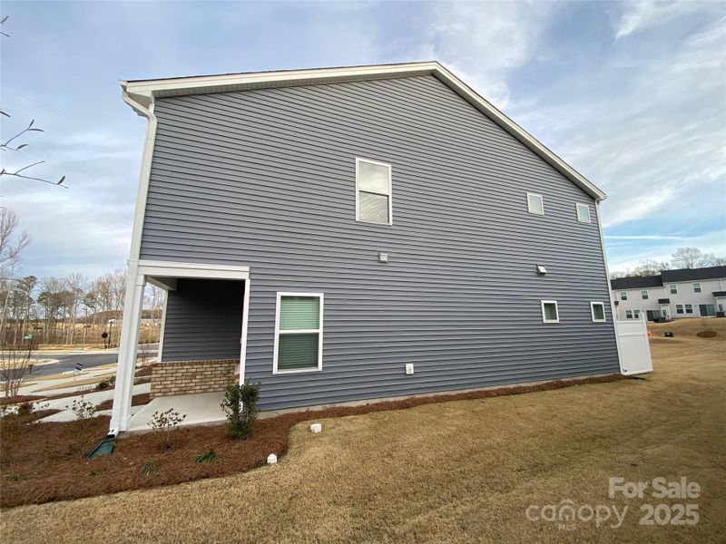 Exterior details and patio area of a home in , Charlotte (Image 17).