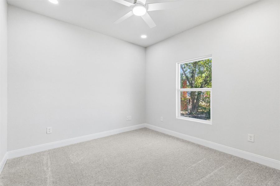Spacious, unfurnished interior of a new home in , San Antonio (Image 22).
