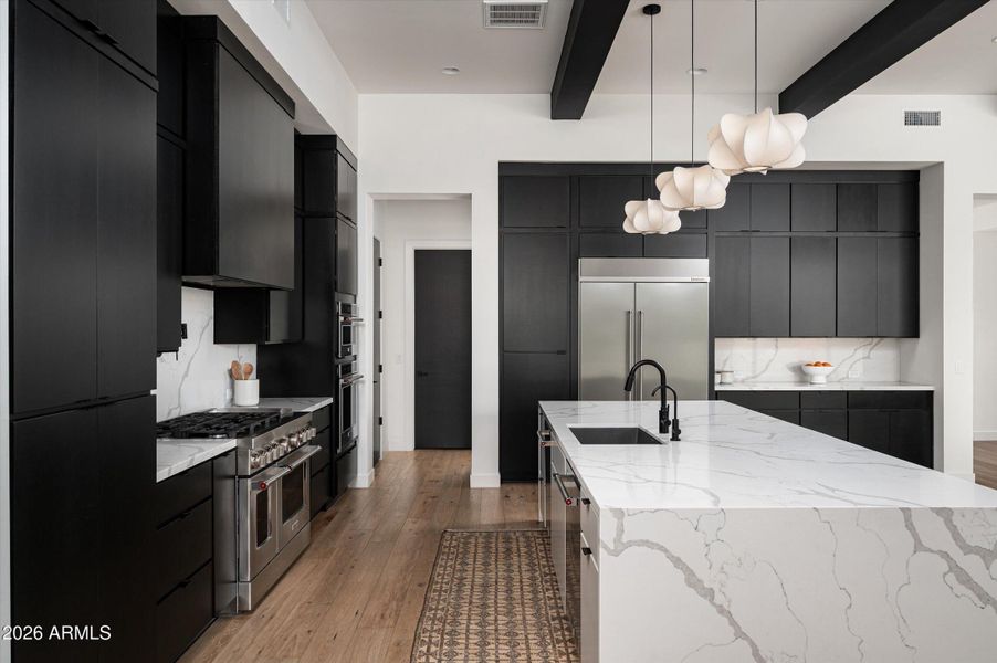 12-5724EMouraDr-12 12-5724EMouraDr-12