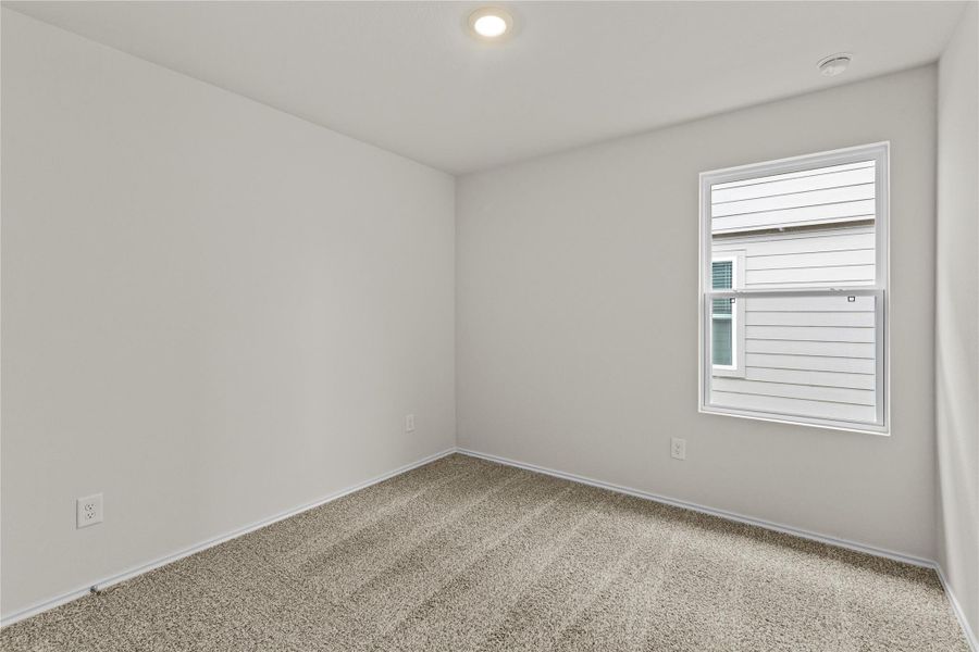 Spacious, unfurnished interior of a new home in Sunset Oaks, Maxwell (Image 18).