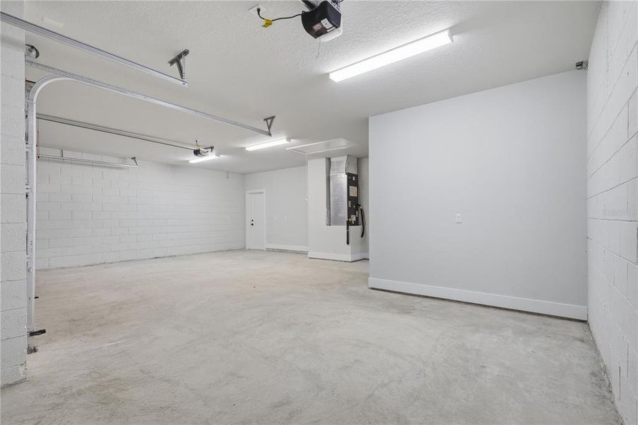 Spacious, unfurnished interior of a new home in , Palm Coast (Image 38). Spacious, unfurnished interior of a new home in , Palm Coast (Image 38).