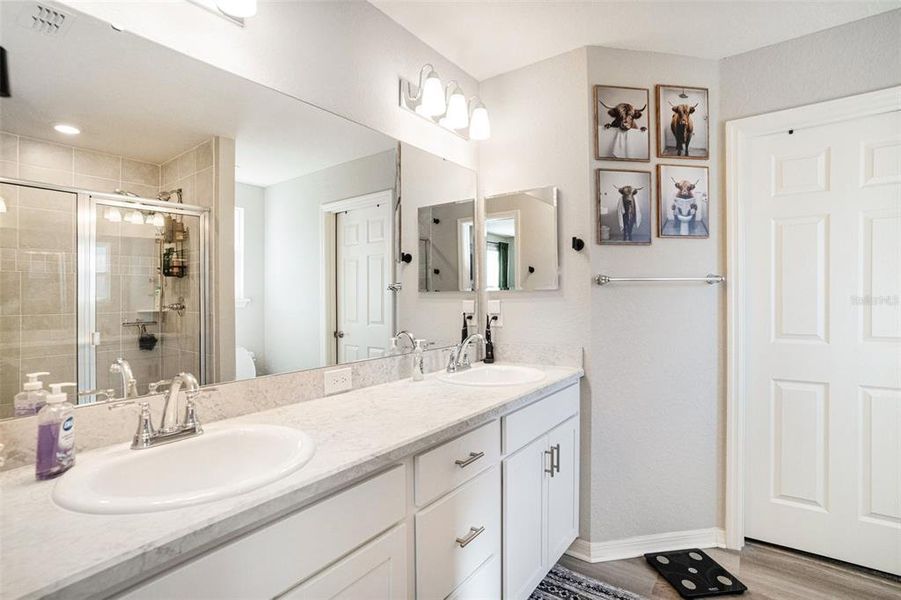 Furnished interior view inside a new home in , Zephyrhills (Image 10). Furnished interior view inside a new home in , Zephyrhills (Image 10).