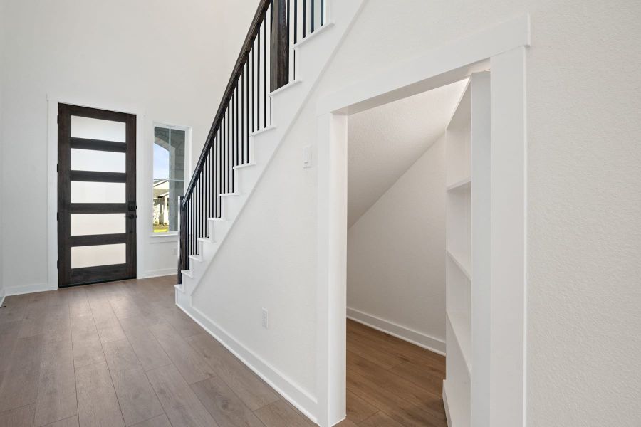 Spacious, unfurnished interior of a new home in Flora, Hutto (Image 20).