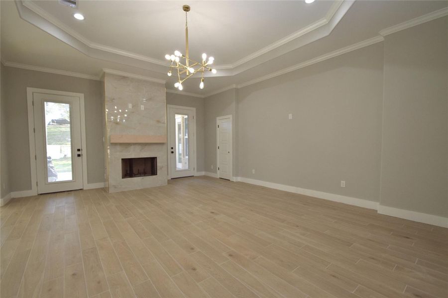 Spacious, unfurnished interior of a new home in , Huntsville (Image 27).