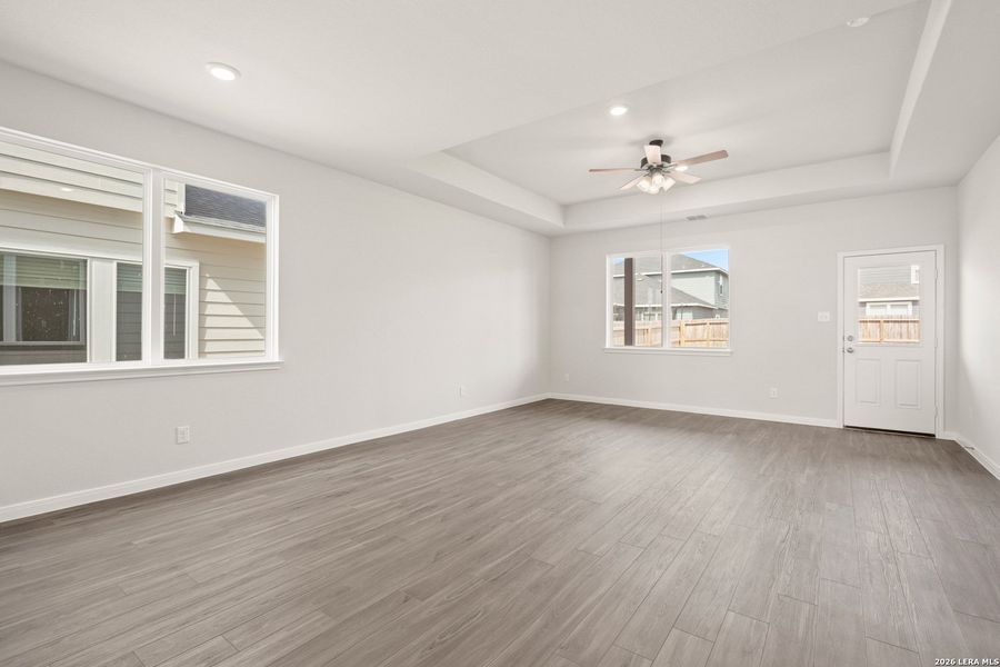 Spacious, unfurnished interior of a new home in Swenson Heights, Seguin (Image 26).