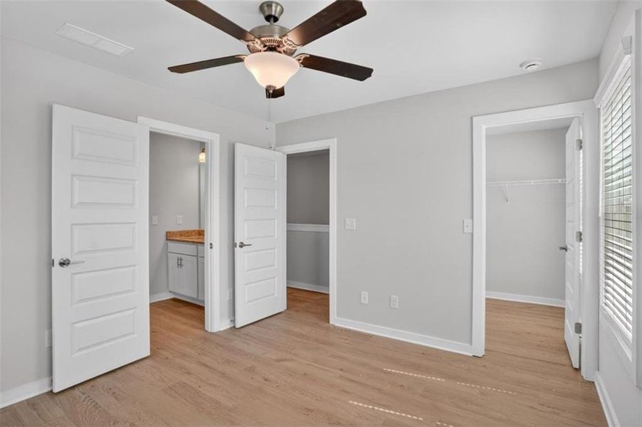 Spacious, unfurnished interior of a new home in , Fayetteville (Image 27).