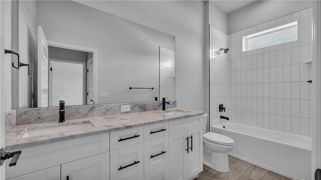 Furnished interior view inside a new home in , Lakeland (Image 41). Furnished interior view inside a new home in , Lakeland (Image 41).