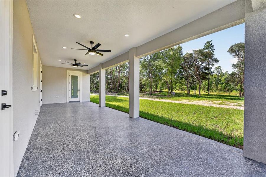 Exterior details and patio area of a home in , Ocala (Image 26). Exterior details and patio area of a home in , Ocala (Image 26).