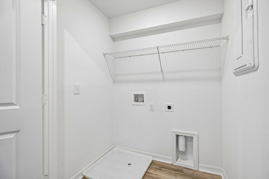 Spacious, unfurnished interior of a new home in Reserve at Forest Lake Townhomes, Lake Wales (Image 20). Spacious, unfurnished interior of a new home in Reserve at Forest Lake Townhomes, Lake Wales (Image 20).