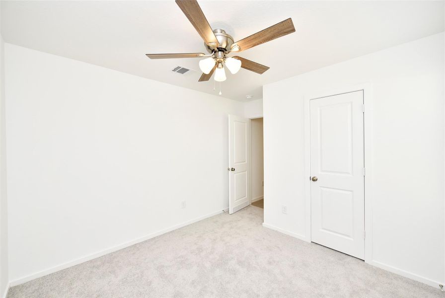 Spacious, unfurnished interior of a new home in Grand Oaks Reserve, Cleveland (Image 19). Spacious, unfurnished interior of a new home in Grand Oaks Reserve, Cleveland (Image 19).