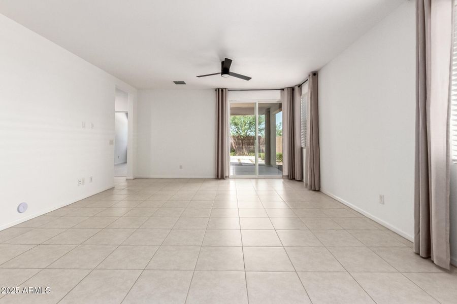 07 Trumbull 07 Trumbull