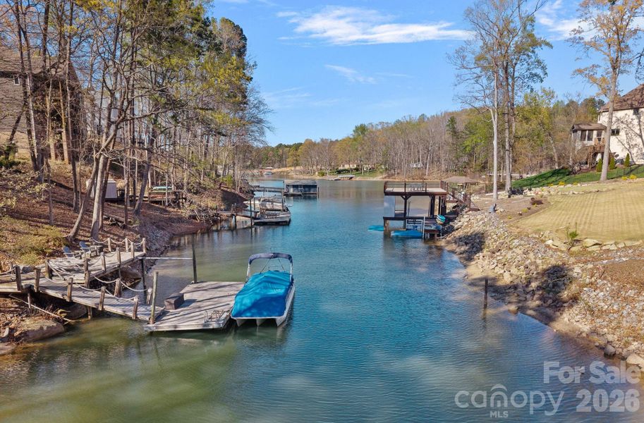 Natural landscape and outdoor views near  in Mooresville (Image 39).