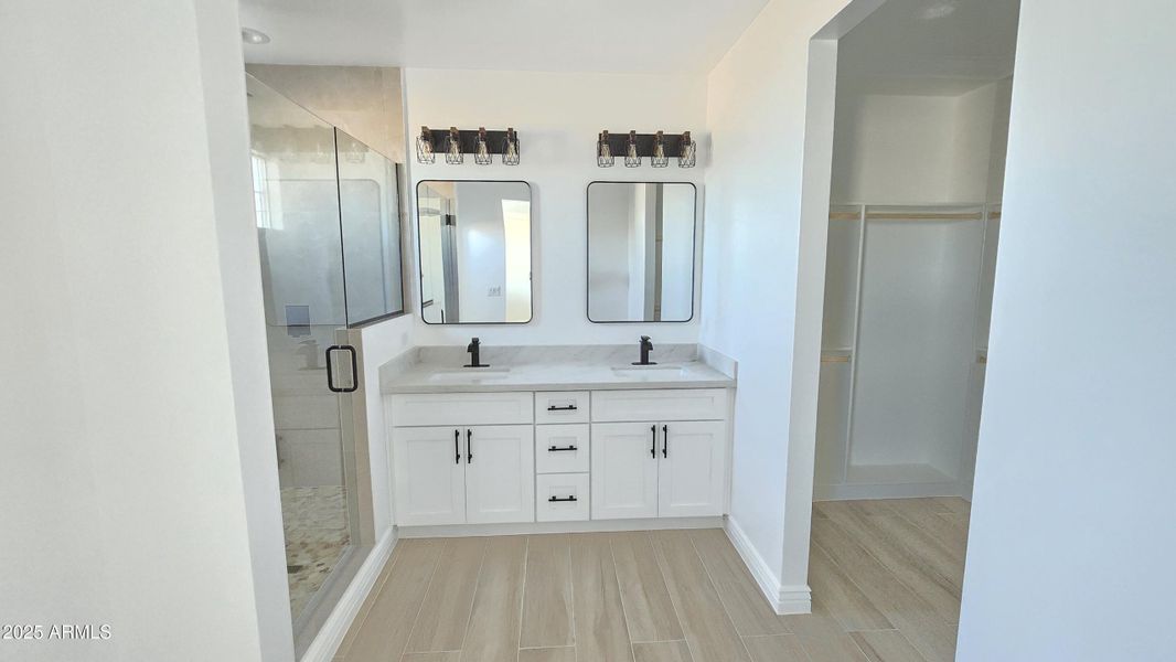 20251018_081213 20251018_081213