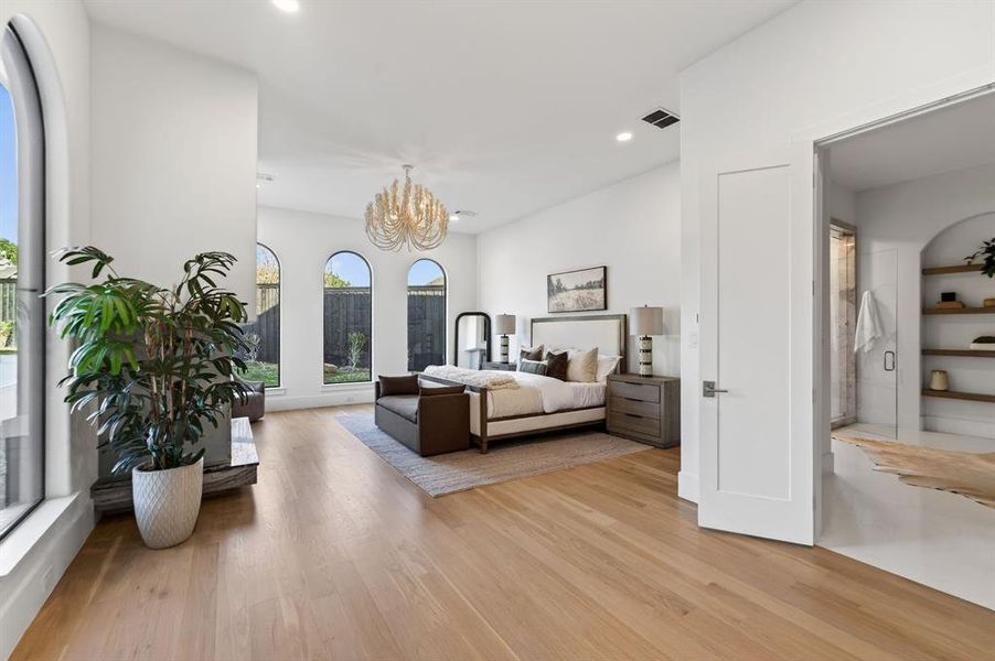 Furnished interior view inside a new home in , Dallas (Image 10).
