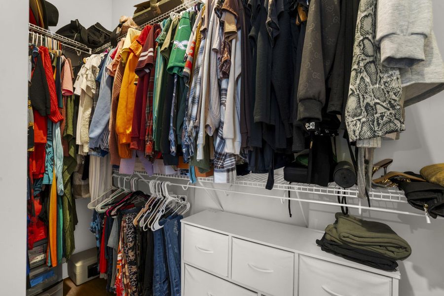 Close-up of interior finishes inside a home in Carnes Crossroads, Summerville (Image 19).