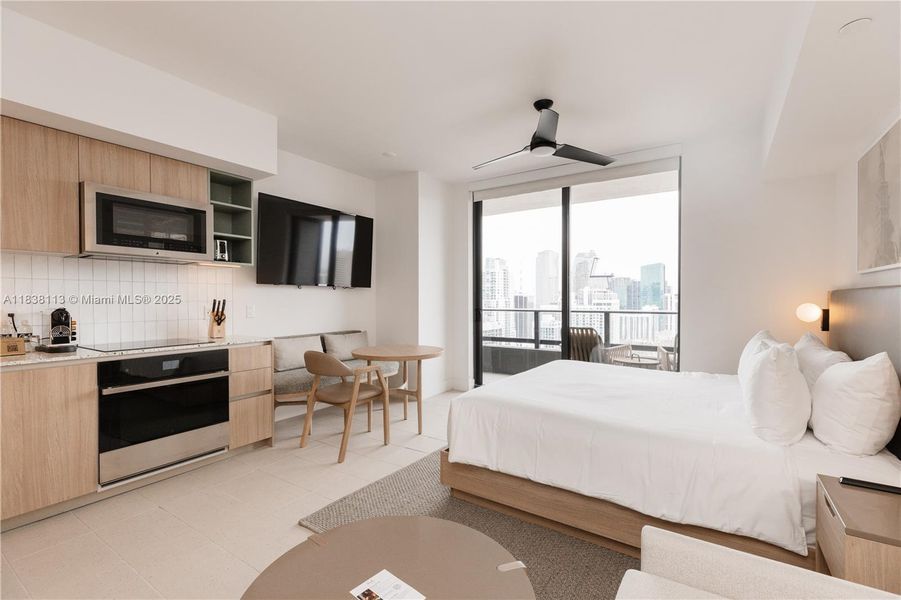 Furnished interior view inside a new home in Gale Hotel & Residences Miami (former Natiivo), Miami (Image 32).