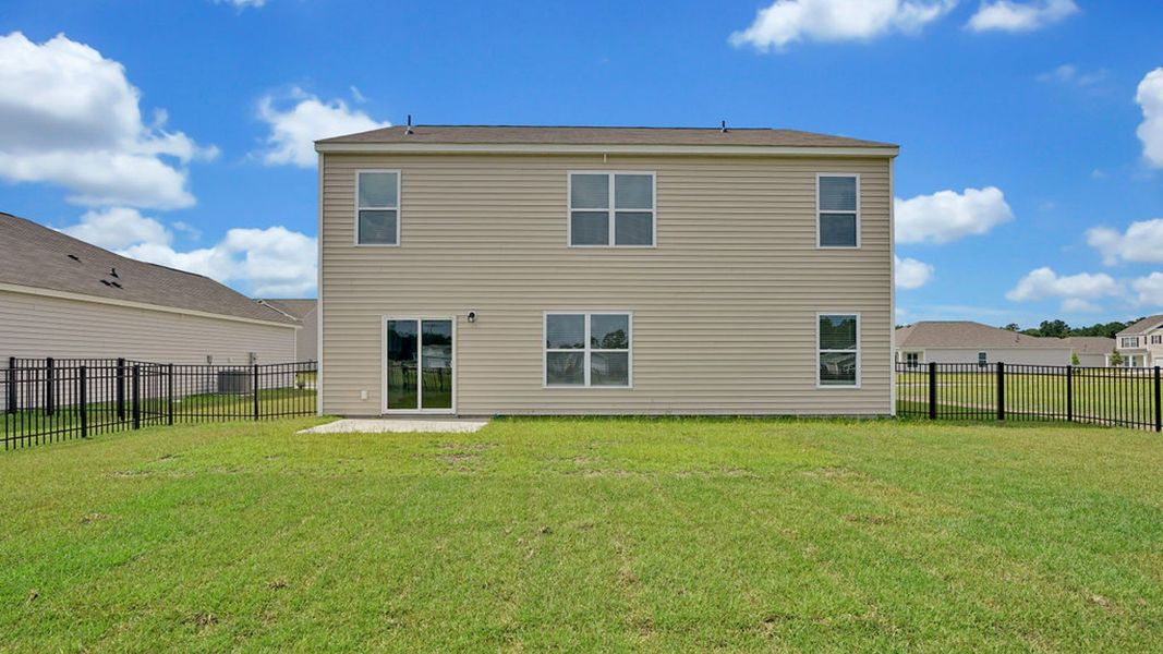 Representative exterior photo of a completed home built from the HAYDEN by D.R. Horton in Patriot Pointe at Towne Pointe, Jacksonville, NC (Image 21). Representative exterior photo of a completed home built from the HAYDEN by D.R. Horton in Patriot Pointe at Towne Pointe, Jacksonville, NC (Image 21).