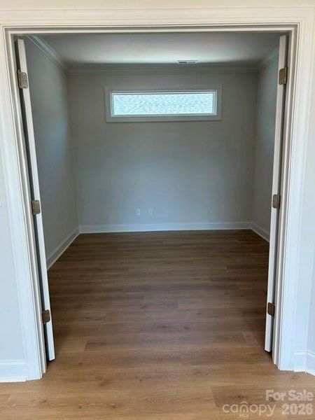 Spacious, unfurnished interior of a new home in The Courtyards at Hodges Farm, Charlotte (Image 13).