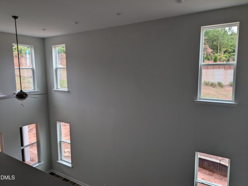 PXL_20250916_211452727