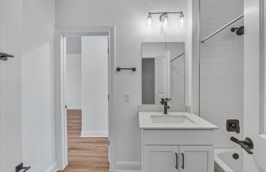 Furnished interior view inside a new home in Horizon Lake, Leander (Image 8).