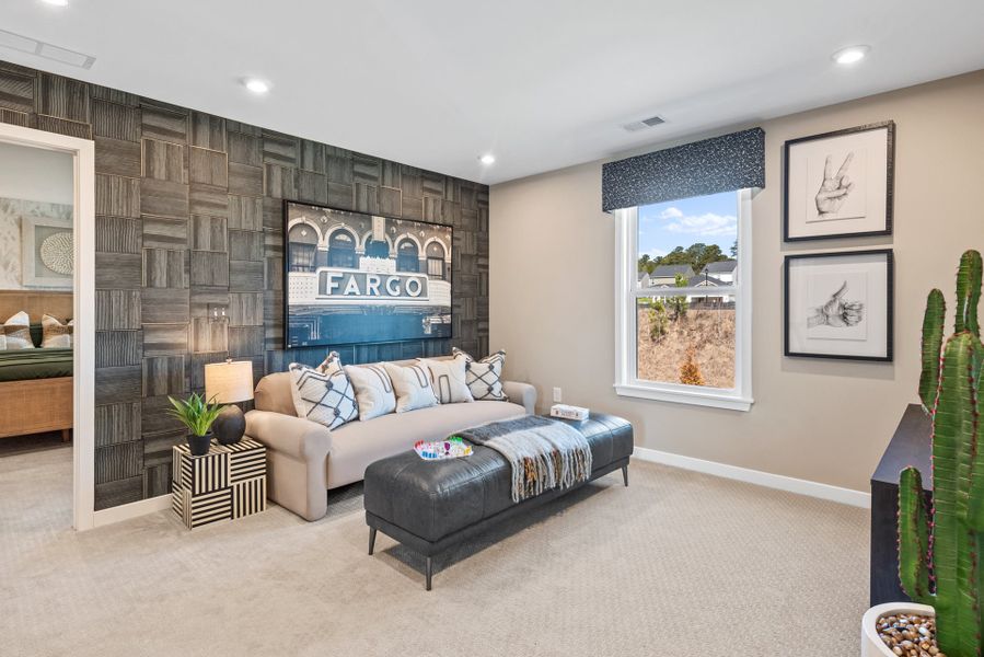 Representative furnished interior of a home built from the Greenbriar by Fischer Homes in Sage Woods, Dallas (Image 25).