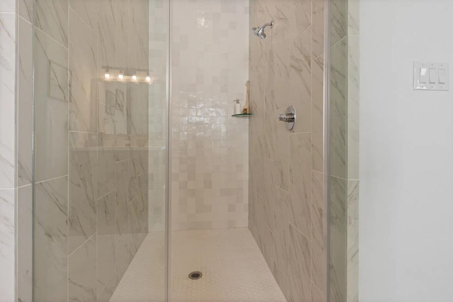 The Robertson Primary Bathroom