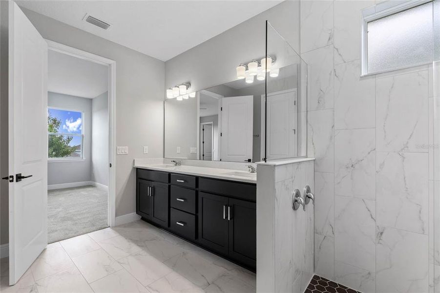 Furnished interior view inside a new home in Hills of Minneola, Minneola (Image 10).