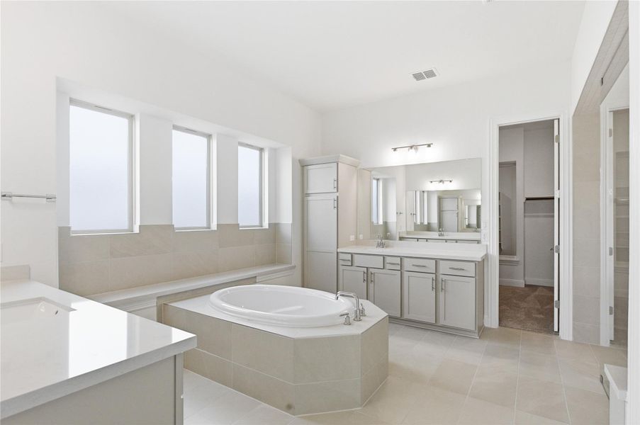 Furnished interior view inside a new home in Retreat at San Gabriel, Georgetown (Image 10).