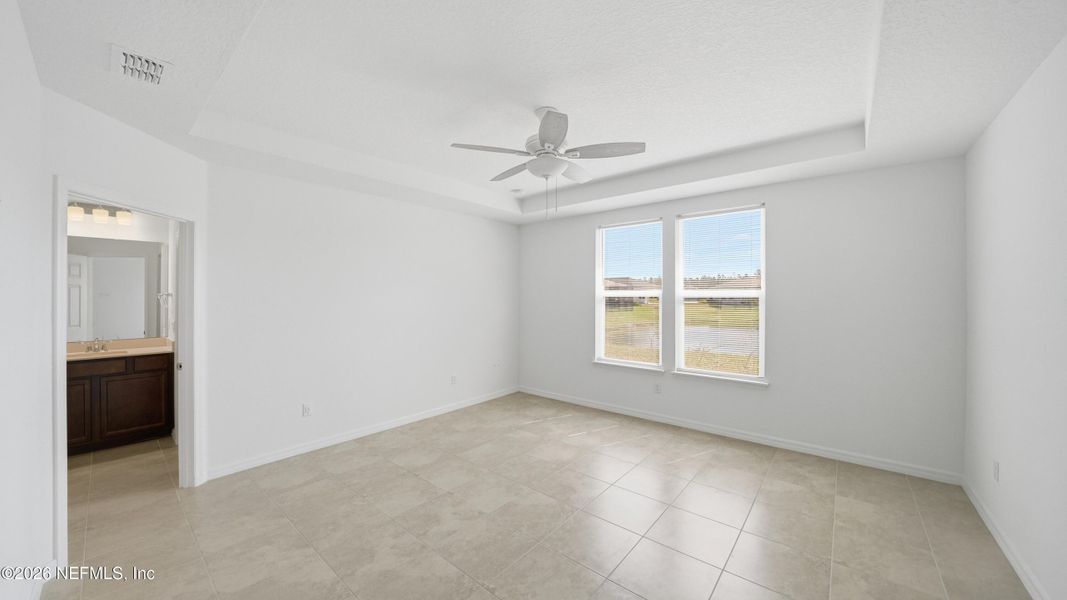Spacious, unfurnished interior of a new home in , Yulee (Image 25).