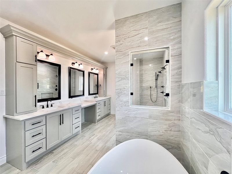 Image 21 of a home in .